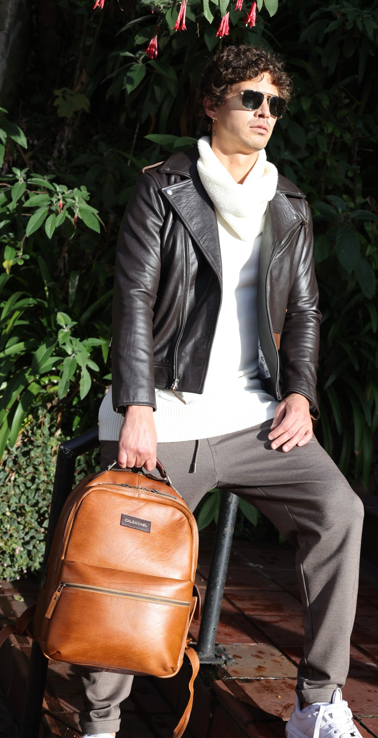 HUCKLEBERRY MODEL WALNUT BACKPACK