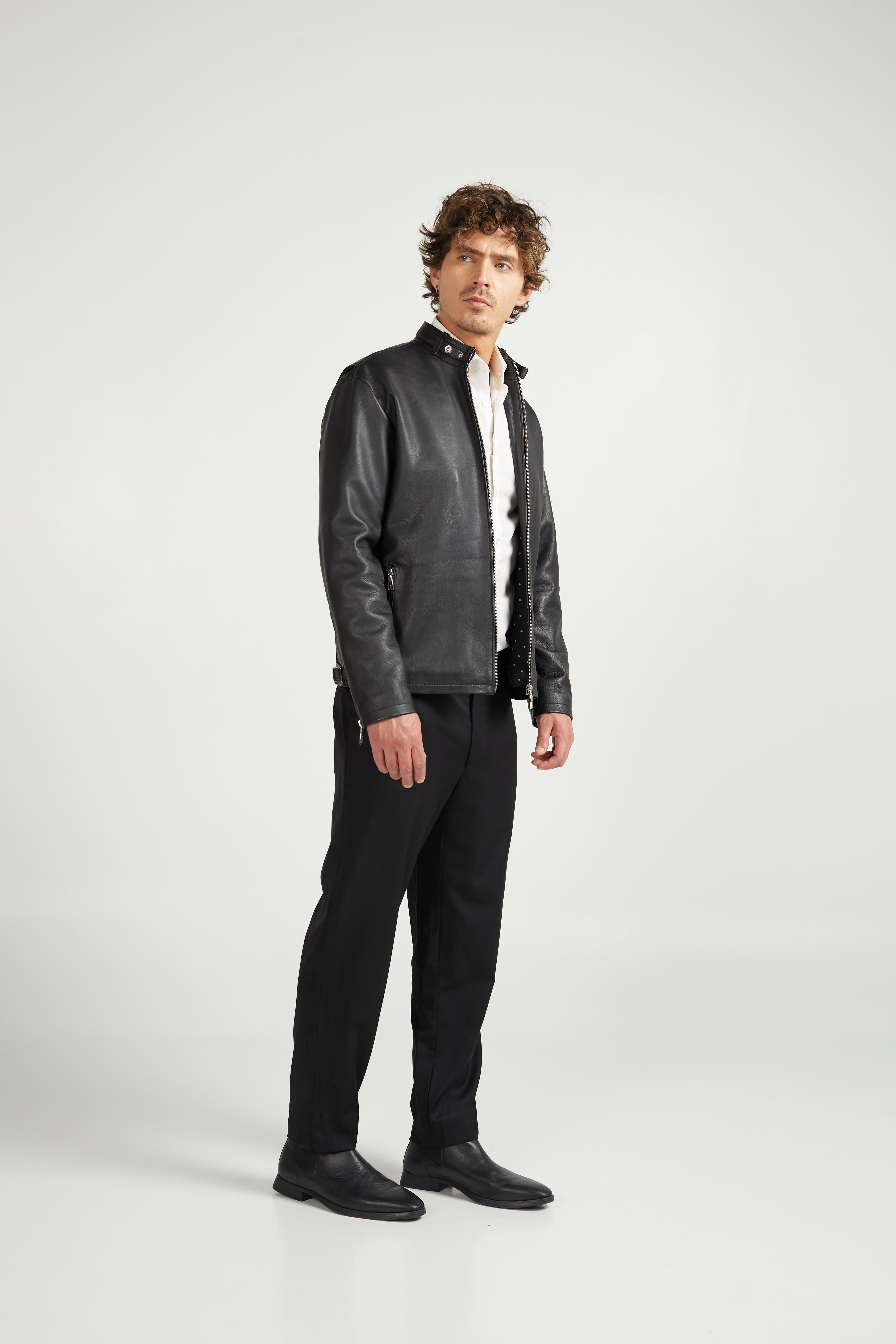 RACER JACKET MODEL SIDE