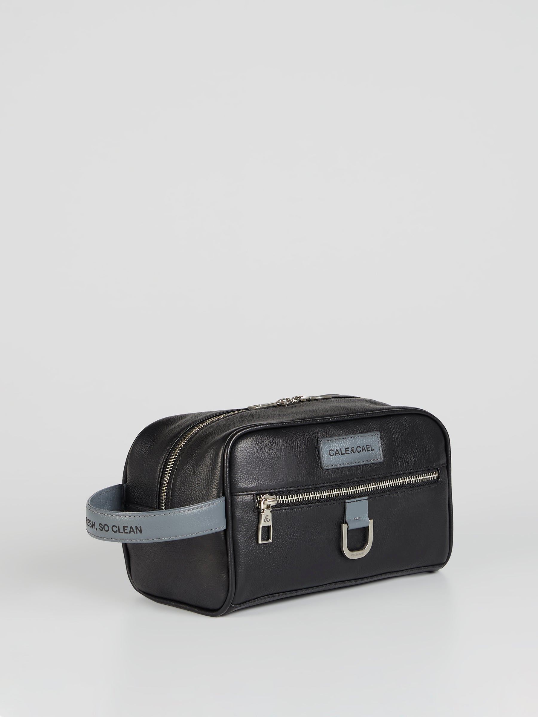 Reinhold Dopp Kit Front