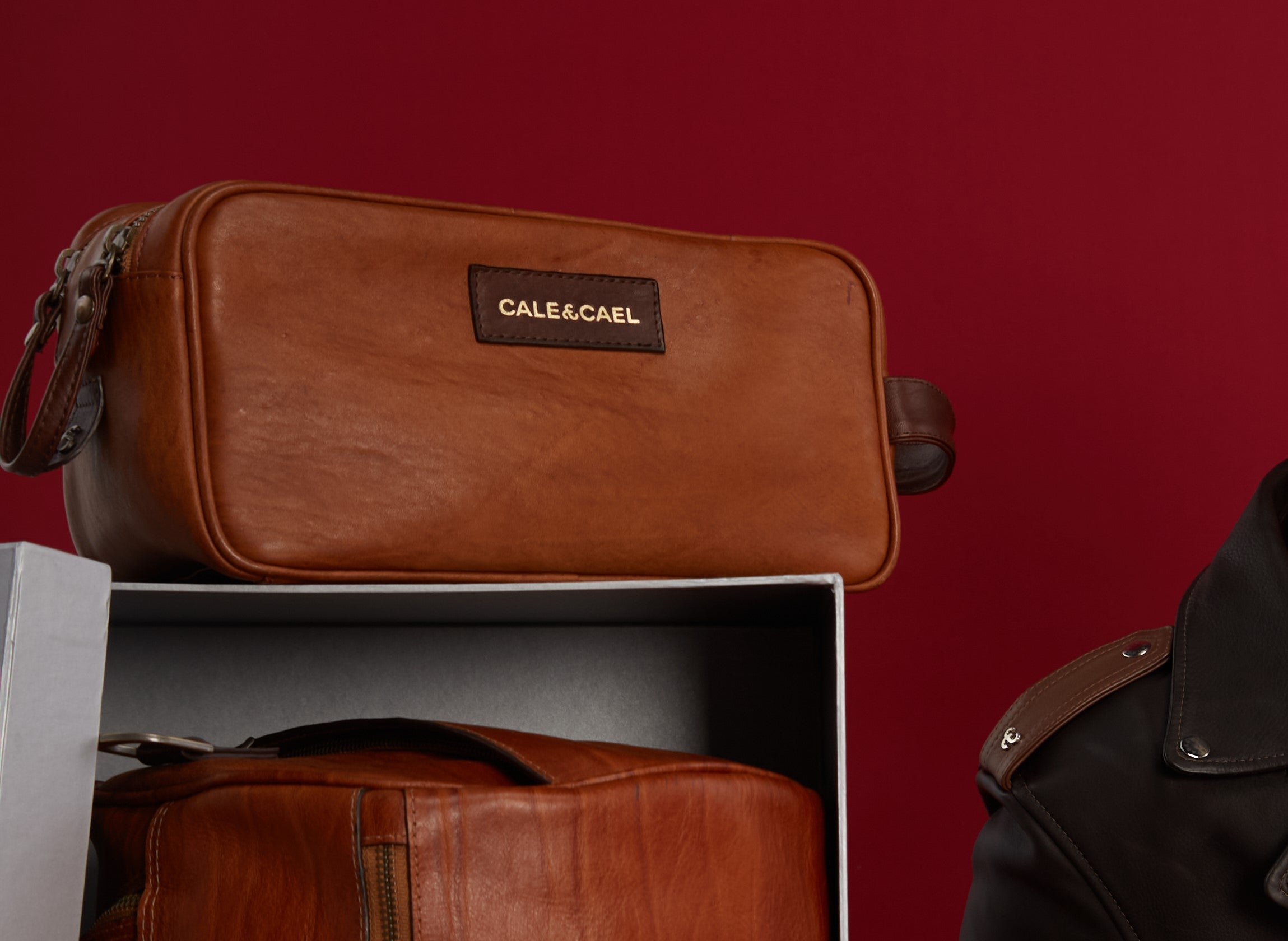 COLLAGE DOPP KIT 3